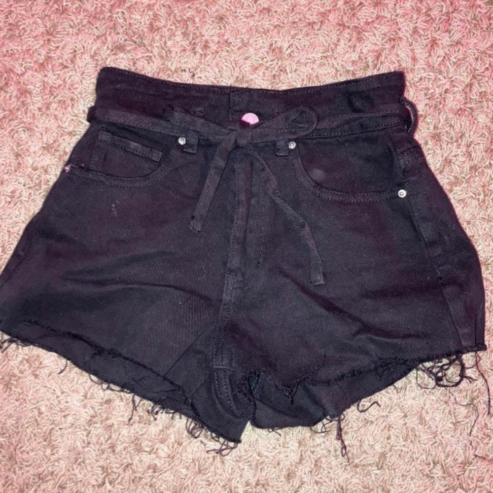 Black tie front distressed mom jean shorts